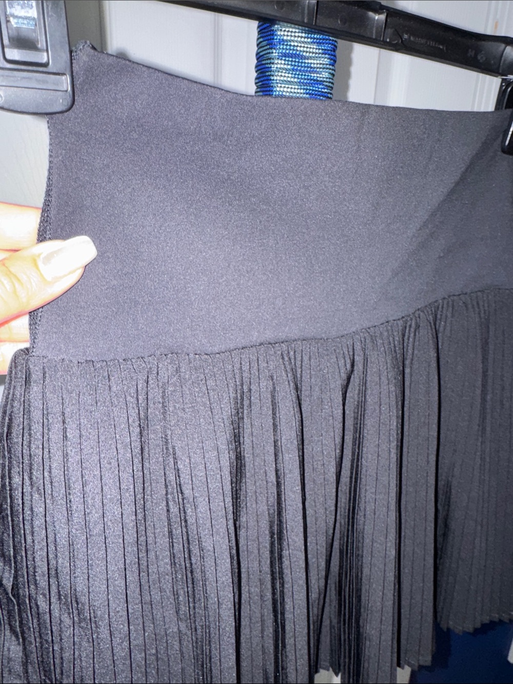 JoyLab- Black Pleated Mini Skirt Size XS - Picture 5 of 15